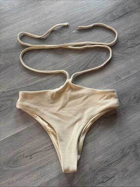 Devon Windsor Women’s Beige High-Waist Bikini Bottom size small